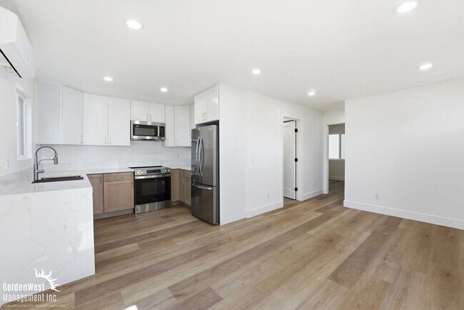 Building Photo - Beautiful New Build 2Bdm 1 Ba Downstairs Apartment in Clairemont Mesa!