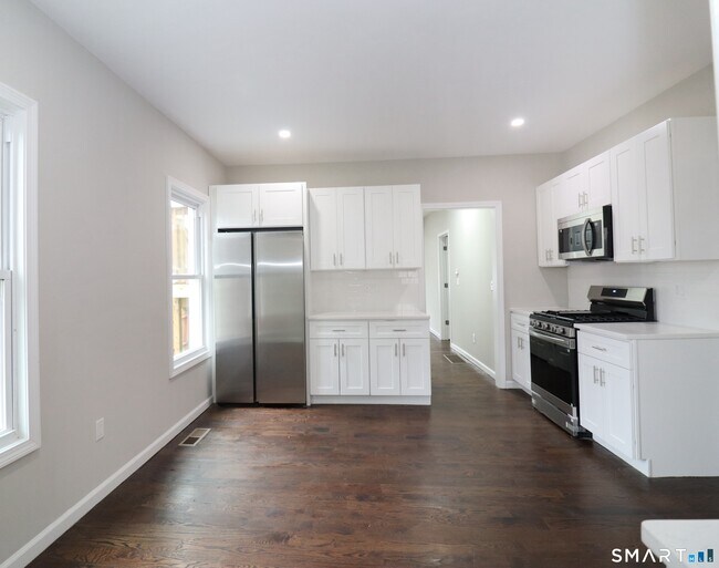 Foto del edificio - 354 Beechmont Ave