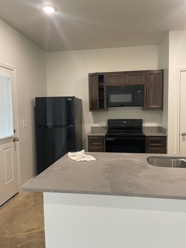 Foto del edificio - 1800 Emma Naylor Ct