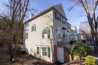 Building Photo - 16326 Taconic Cir