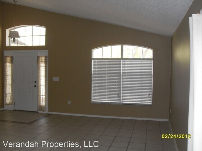 Building Photo - 3 br, 2 bath House - 453 Bluejay Way