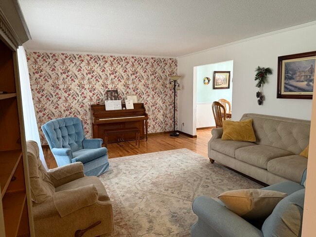 Building Photo - 112 Minges Forest Ln