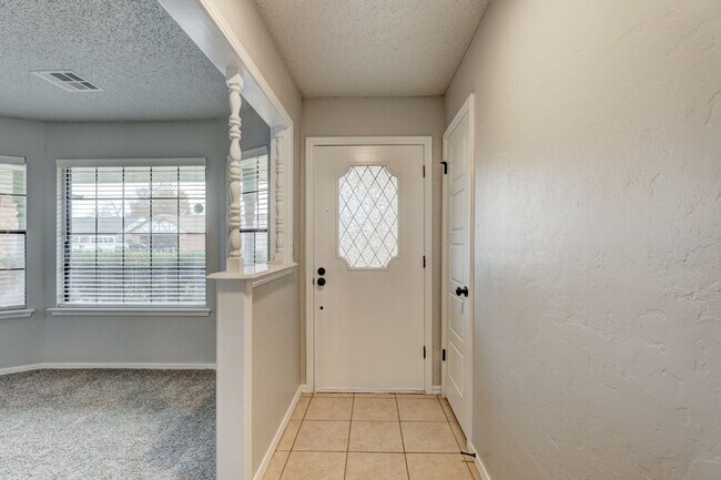 Building Photo - For Lease: Large updated home in Moore! Storm Shelter included!