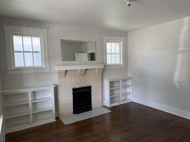 Building Photo - 207 E Lauderdale St