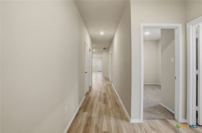 Foto del edificio - 1126 Stone Vly Rd