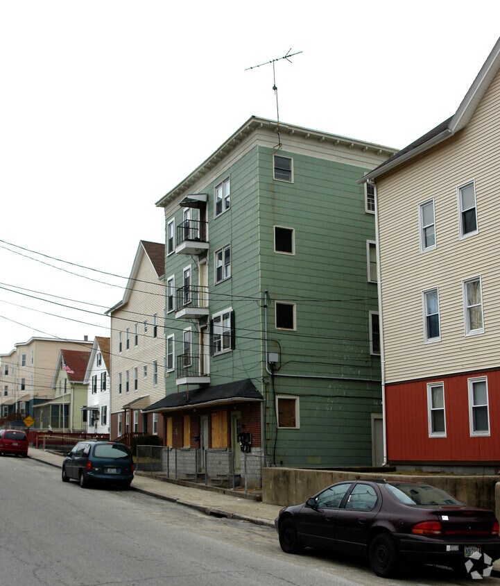 Primary Photo - 450 Second Ave