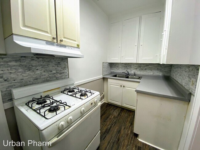 Building Photo - 2138 Madison Ave SE