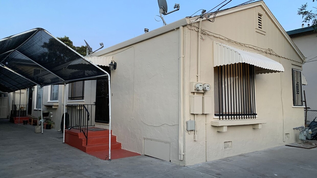 Primary Photo - 07218