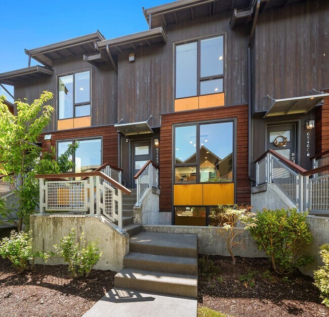 Building Photo - 3bd/3ba Seattle Townhome