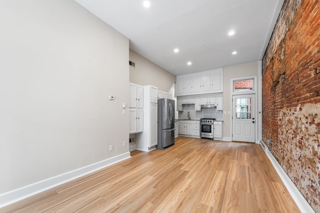 Photo - 1614 N 2nd St Apartment