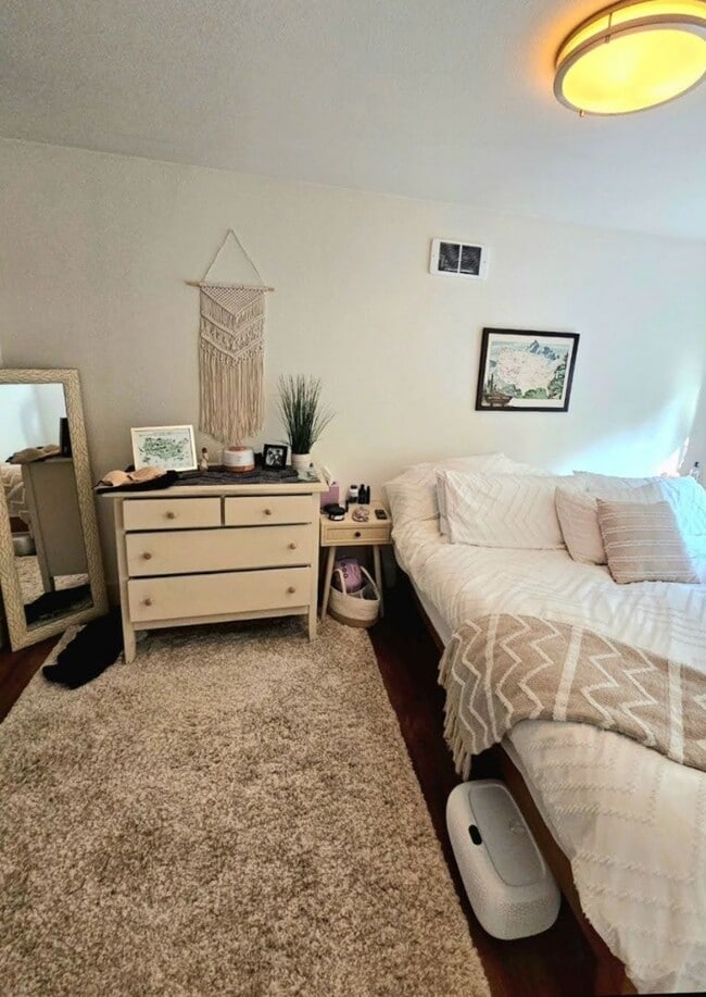 Foto del edificio - 11058 NE 33rd Pl