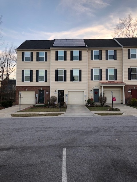 Building Photo - Quaint 2 BR/2.5 BA Townhome in Tanyard Springs Community of Glen Burnie!