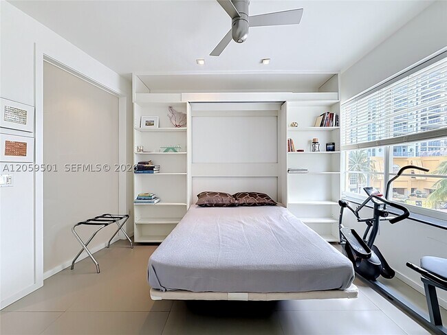 Building Photo - 1460 Ocean 404