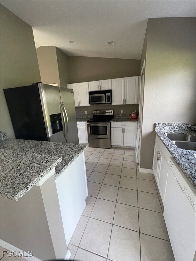 Foto del edificio - 4718 28th St SW