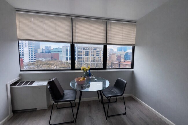 Foto del edificio - 280 Marin Blvd