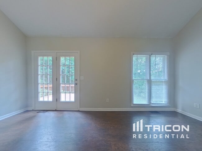 Building Photo - 2875 Lanier Beach South Rd