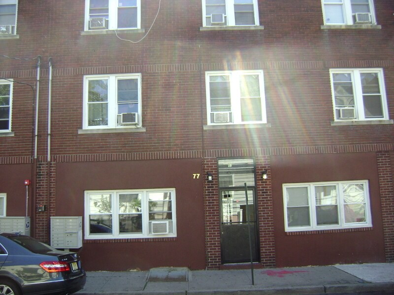 75 Center St Unit 1, Clifton, NJ 07011 Apartments in Clifton, NJ