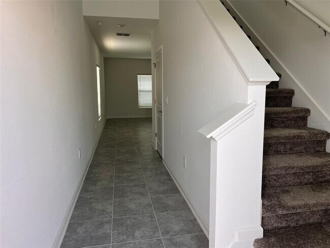 Foto del edificio - 3073 Armstrong Ave