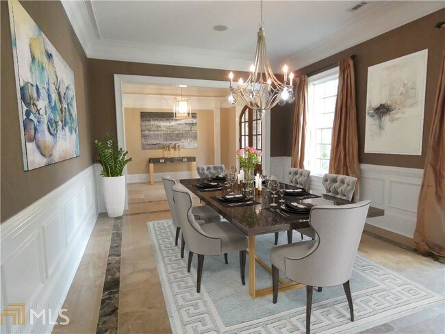 Foto del edificio - 5505 Long Island Dr