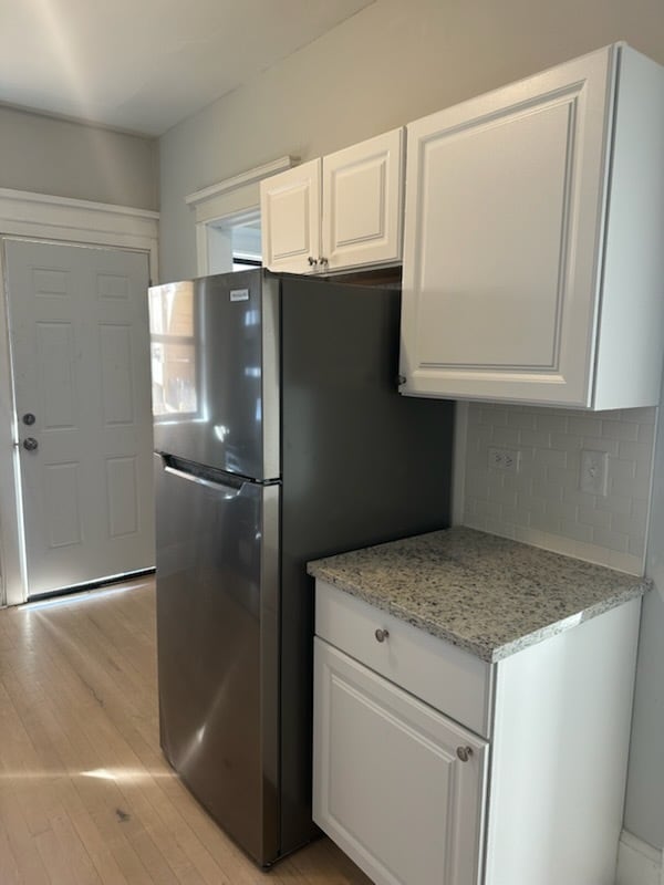 Building Photo - 4425 N Paulina St