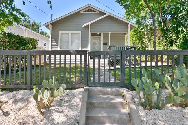 Foto del edificio - 111 Nelson Ave