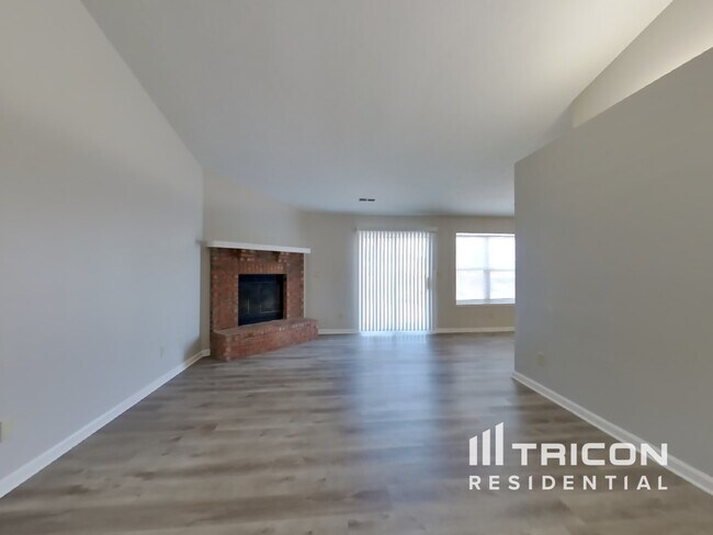 Building Photo - 2342 Valley Creek Way