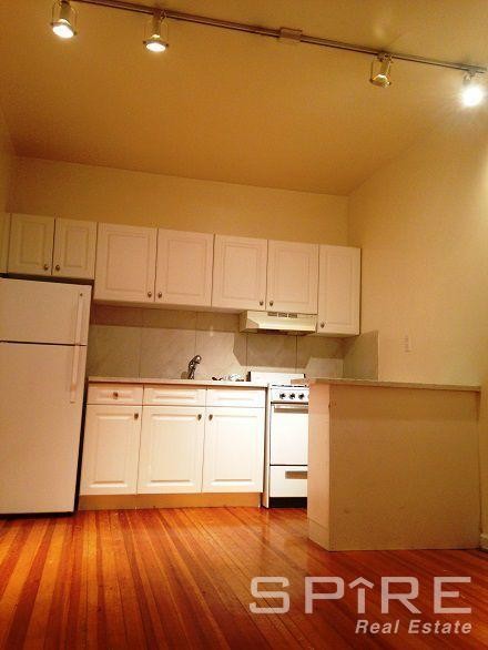 Foto del edificio - 235 E 50th St