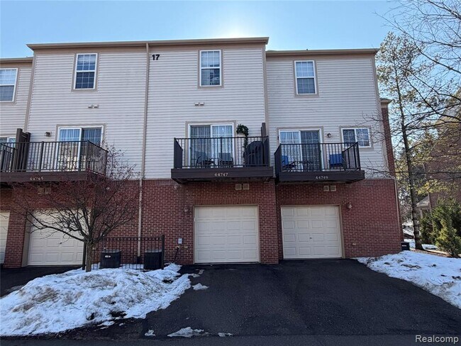 Foto del edificio - 44745 Ellery Ln