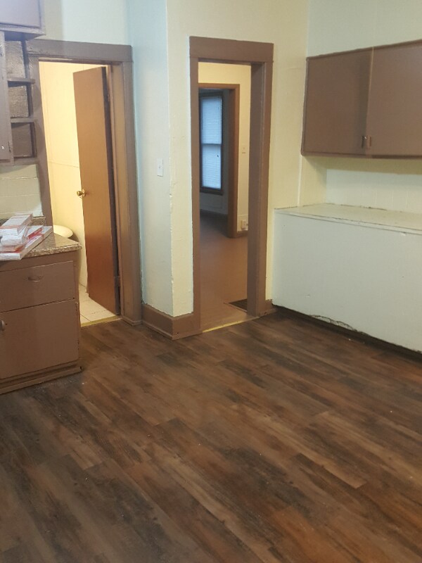 Foto del edificio - 775 E Vineyard Ave