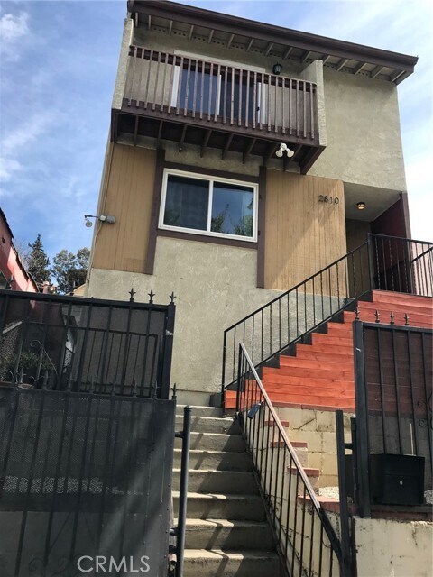 Primary Photo - 2810 N Eastern Ave
