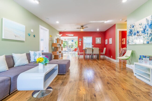 Foto del edificio - 212 SW 2nd Pl