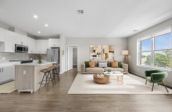 Building Photo - Alta French Hill