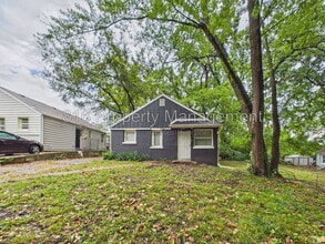 Building Photo - 6711 Agnes Ave