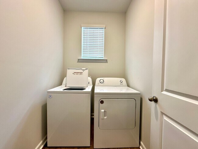 Foto del edificio - 3/2 home in Pine Hills in Cane Bay of Summerville!