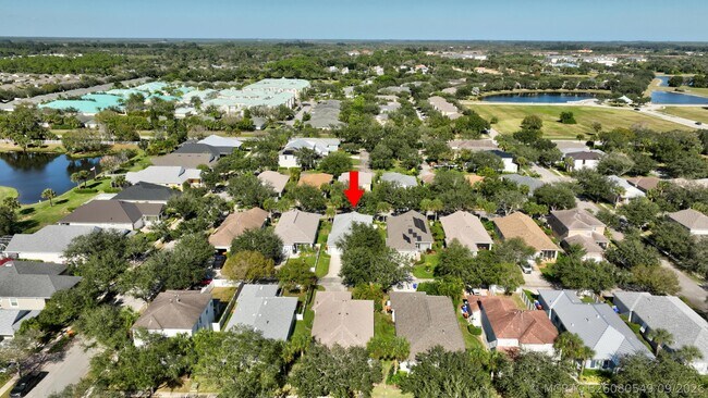 Foto del edificio - 7865 15th Ln