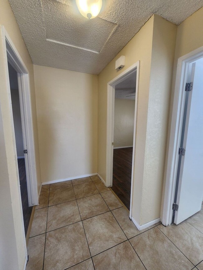 Building Photo - 73967 Buena Vista Dr