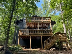 Building Photo - 8380 Lucas Creek Trl