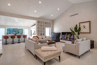 Building Photo - 5050 Biscayne Blvd