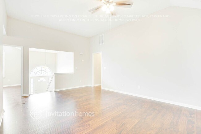 Building Photo - 430 Gresham Dr