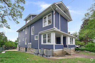 Building Photo - 34 Bayview Ave