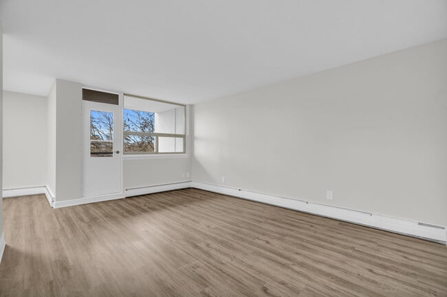 Building Photo - Fairview Towers