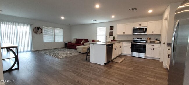 Building Photo - 895 Jubal Ln