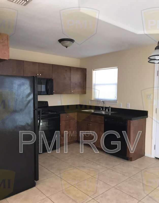 Building Photo - 3905 S Radisson Ave