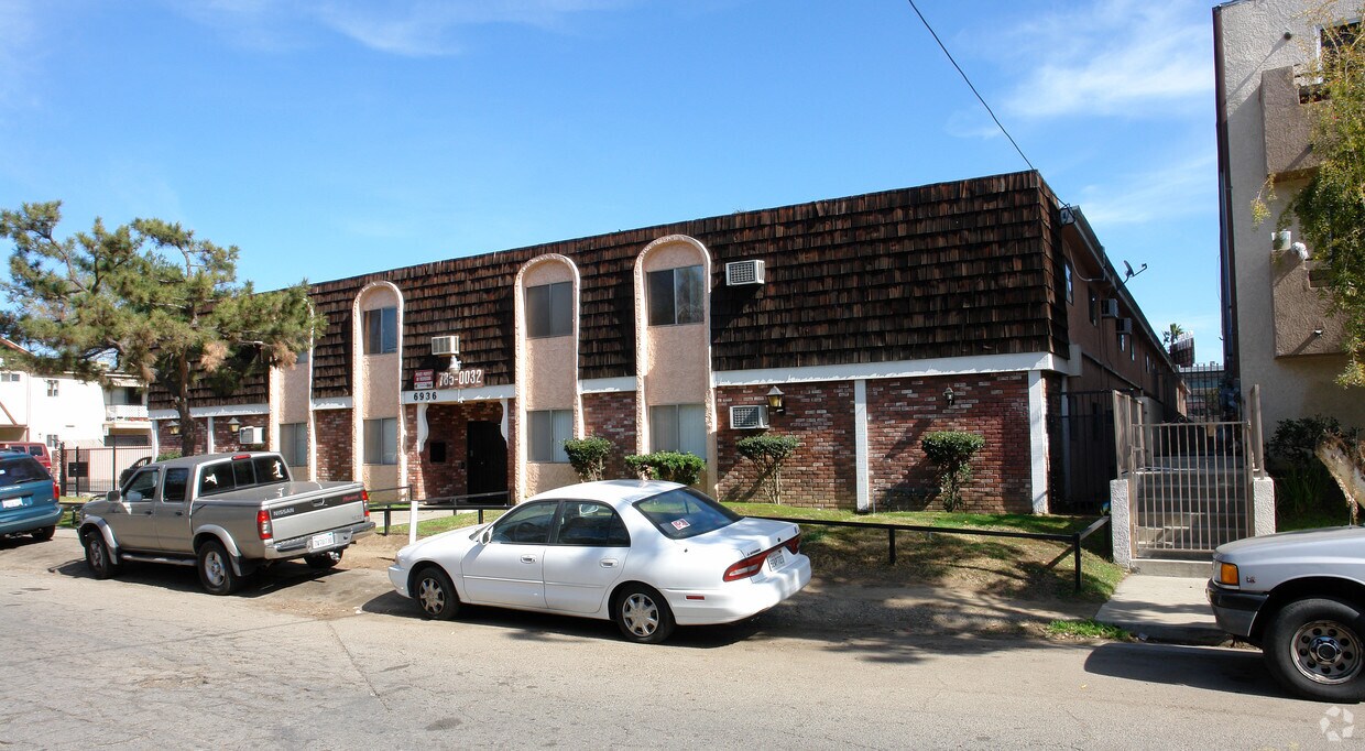 Building Photo - Vesper Apartments