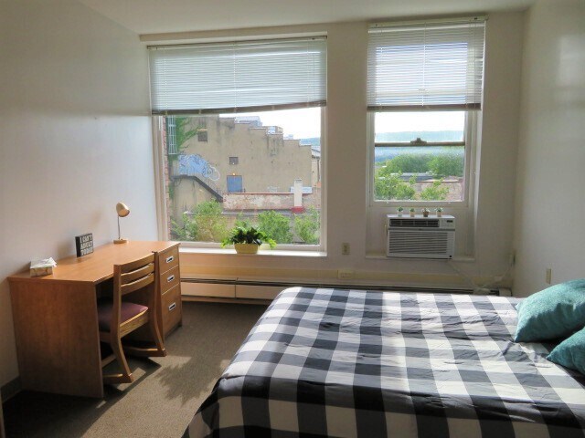 Apto. 502 Área habitable - 107 E State St