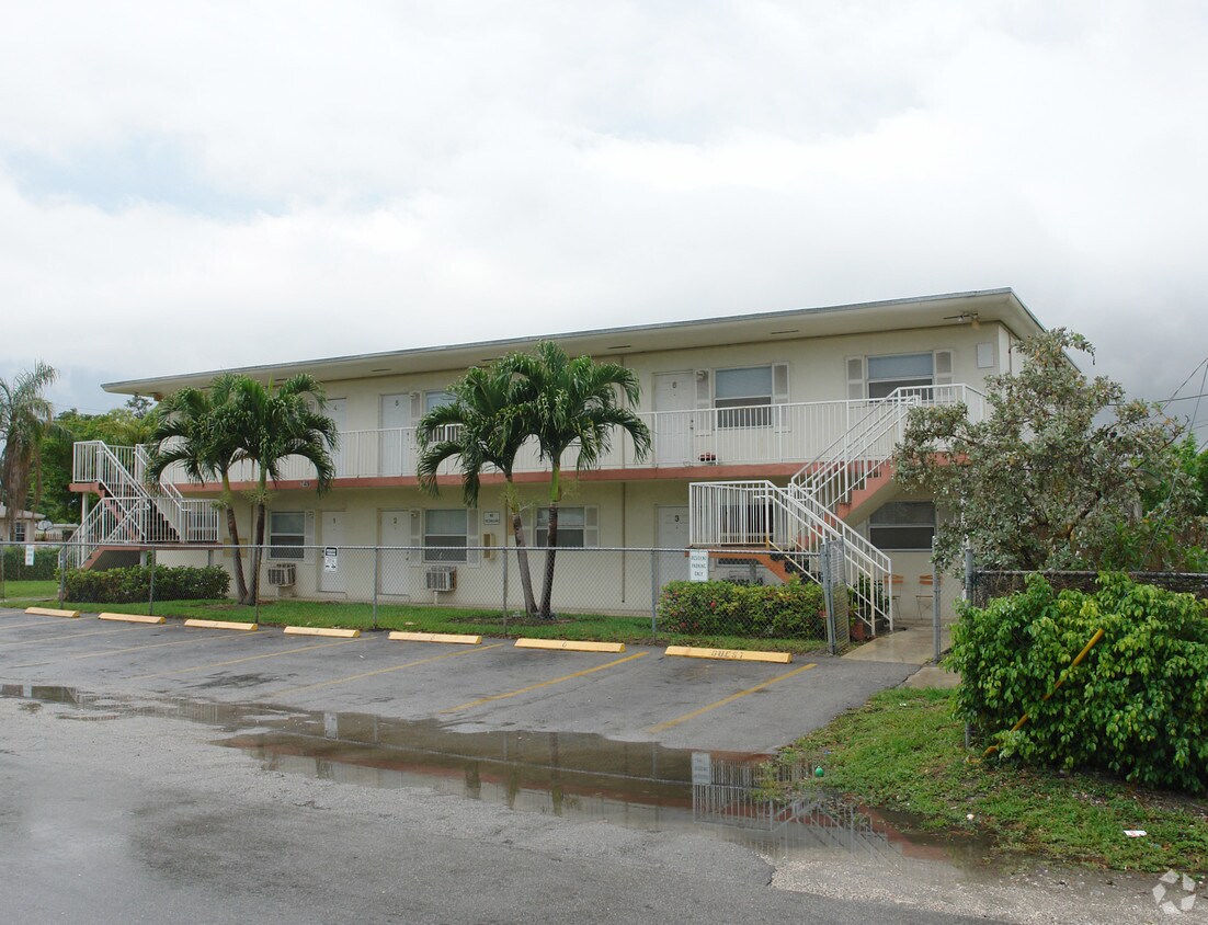 Foto del edificio - 749 NW 3rd Ave