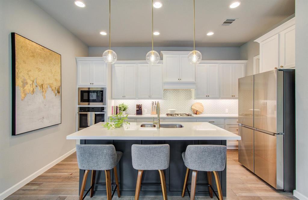 Foto principal - 4910 Morrison Dr