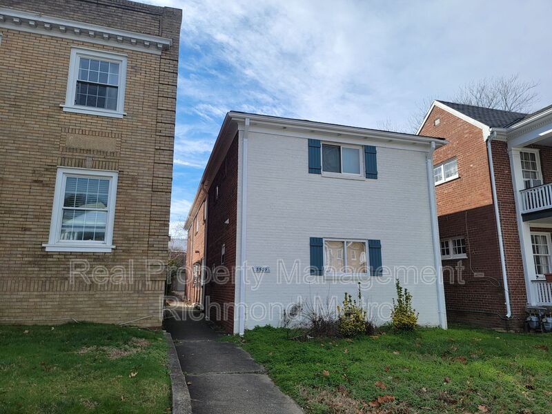 Primary Photo - 3509 Park Ave