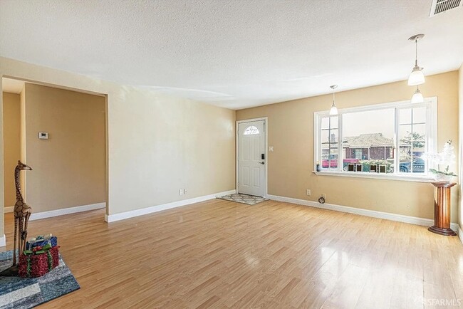 Building Photo - Affordable and perfect for first-time renter