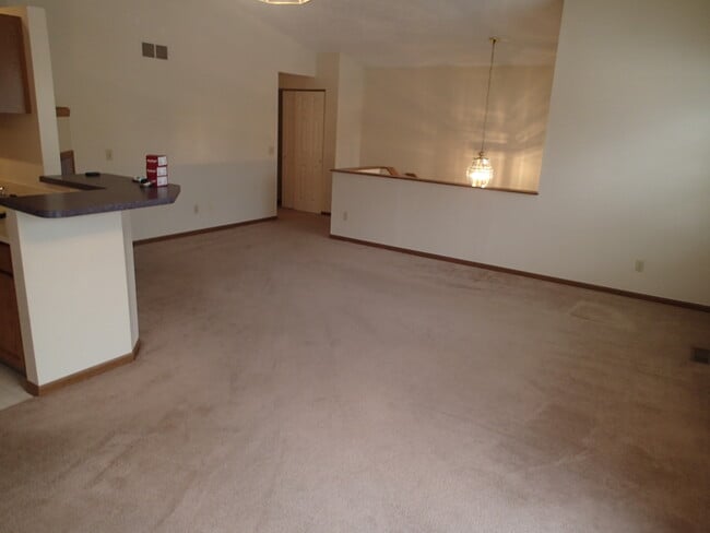 Foto del edificio - 3682 Harris Ave NW